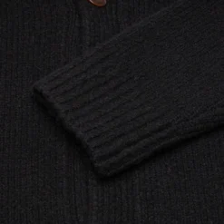 Acne Studios Cardigan Sweater - Black 9 Acne Studios Cardigan Sweater - Black -Urban Fashion Sales Acne Studios Cardigan Sweater Black B60222 900 04 12 22 Feature 6 scaled
