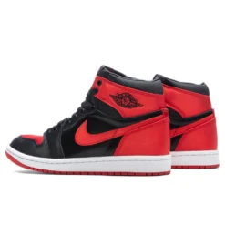 Women's Air Jordan 1 Retro Hi OG 'Satin Bred' - Black/University Red/White 7 Women's Air Jordan 1 Retro Hi OG 'Satin Bred' - Black/University Red/White -Urban Fashion Sales Air Jordan 1 Retro High OG Black University Red White FD4810 061 09 29 23 Feature KN 5