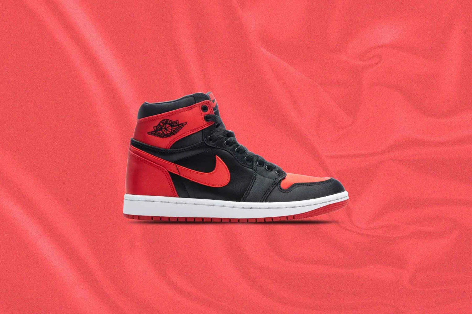 Women's Air Jordan 1 Retro Hi OG 'Satin Bred' - Black/University Red/White 5 Women's Air Jordan 1 Retro Hi OG 'Satin Bred' - Black/University Red/White - Image 5
