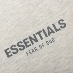 Essentials Sweatpant - Light Heather Oatmeal -Urban Fashion Sales Fear Of God Essentials Sweatpant Light Heather Oatmeal 130SU212062F 05 16 22 Feature 3