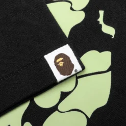 Kid's Glow In The Dark Camo Big Ape Head Tee - Black -Urban Fashion Sales Kids Glow in The Dark Camo Big Ape Head Tee Black 001TEJ803031KBLK 08 26 23 Feature JP 8