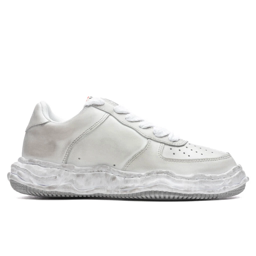 Wayne Low Distressed - White 1 Wayne Low Distressed - White