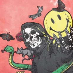 MARKET Smiley Look At The Bright Side Tie-Dye Sweatshorts -Pink -Urban Fashion Sales Market Smiley Look At The Bright Side Tie Dye Pink 395000450 07 16 22 Feature DV 3