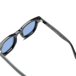 Monopoly 101 5 Monopoly 101 -Urban Fashion Sales Monopoly 101 MONO101 08 30 23 Feature KN 4