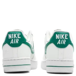 Nike Women's Air Force 1 '07 SE - Sail/Malachite/White/Metallic Gold 7 Nike Women's Air Force 1 '07 SE - Sail/Malachite/White/Metallic Gold -Urban Fashion Sales Nike Women s Air Force 1 07 SE Sail Malachite White Metallic Gold DQ7582 101 12 05 22 Feature JP 6