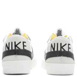 Nike Women's Blazer Low '77 Jumbo - White/Black/Sail -Urban Fashion Sales Nike Women s Blazer Low 77 Jumbo White Black White DQ1470 101 11 08 22 Feature VR 4