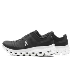 On Women's Cloudflow 4 - Black/White 7 On Women's Cloudflow 4 - Black/White -Urban Fashion Sales On Women s Cloudflow 4 Black White 3WD30110299 09 27 23 Feature KN 5