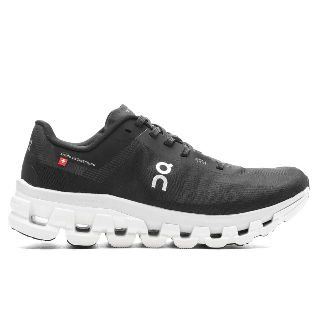 On Women's Cloudflow 4 - Black/White 1 On Women's Cloudflow 4 - Black/White