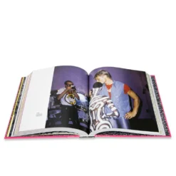 Rizzoli Keith Haring -Urban Fashion Sales rizzoli keith haring 978 0 8478 4298 8 3 1080x c03d5b13 c118 4d52 8eb2 21989f7f181b