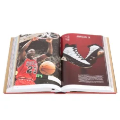 Taschen Sneaker Freaker -Urban Fashion Sales taschen sneaker freaker 9783836572231 4